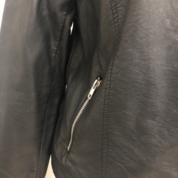 Leather Jacket - Picture 4 of 5